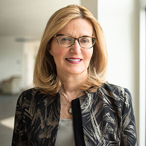 Carolyn_Stefanco.jpg